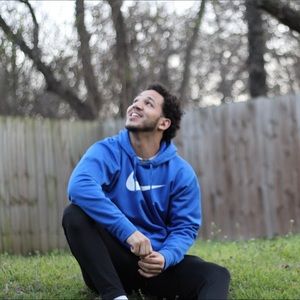 Meet your Posher, Leon